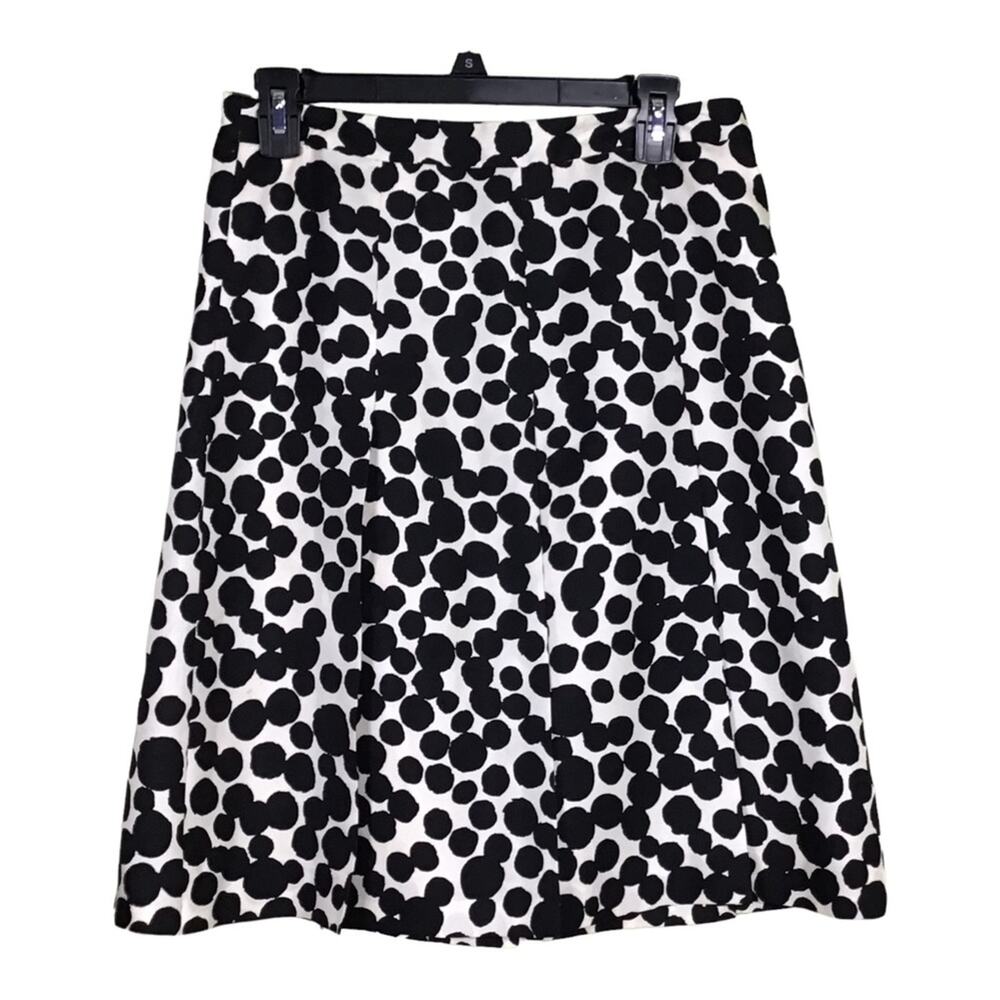 Banana Republic A-Line silk skirt in a cream and black polka dot pattern.  Sz.2